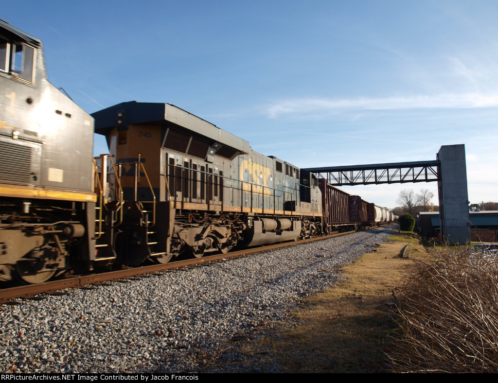 CSX 745